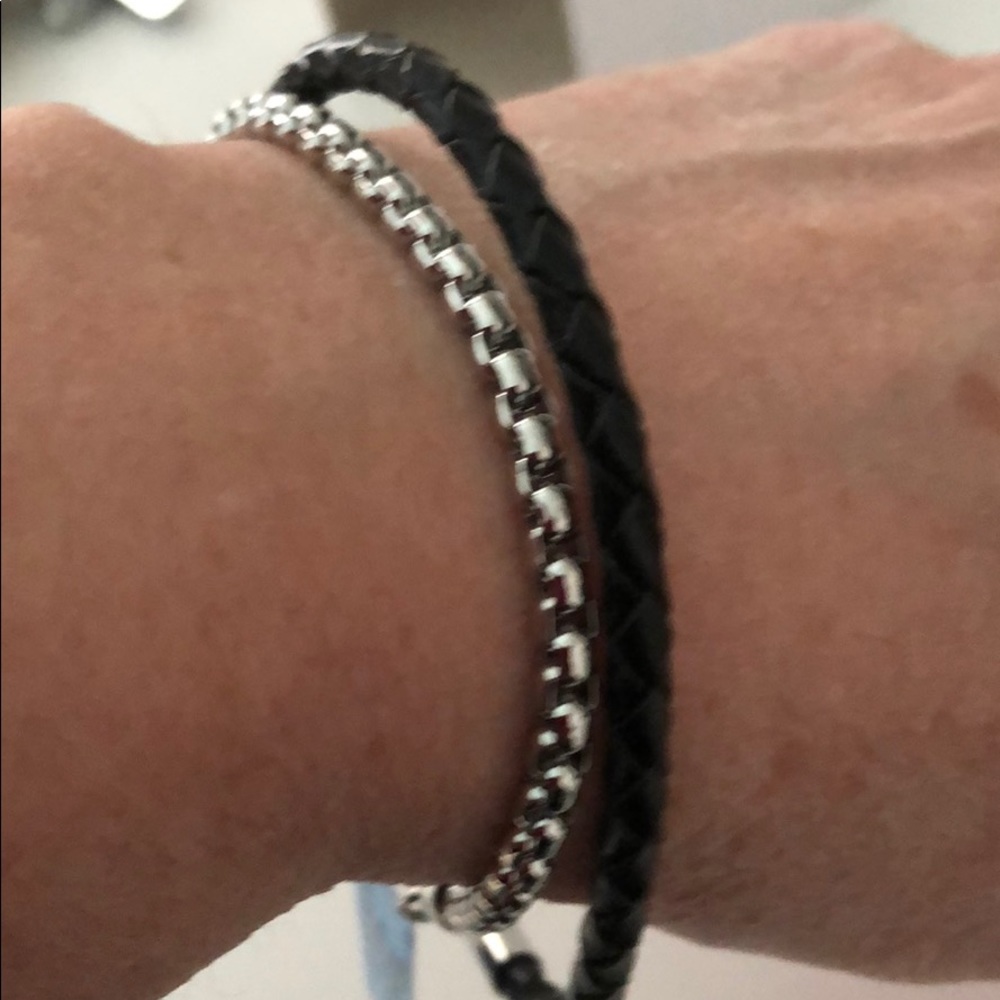 SIMPLY VERA UNISEX STAINLESS STEEL LEATHER WRAP - Picture 11 of 16